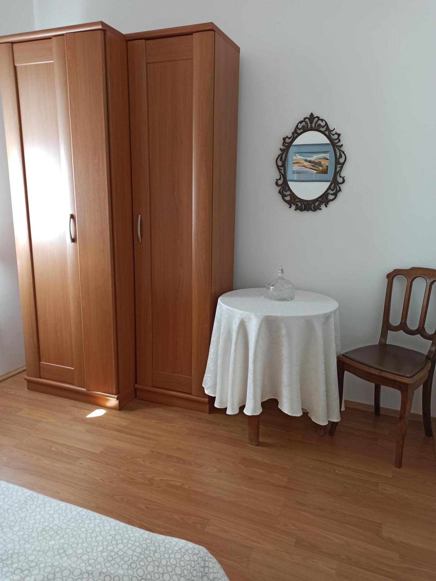 Porec Jadran Apartments ภายนอก รูปภาพ